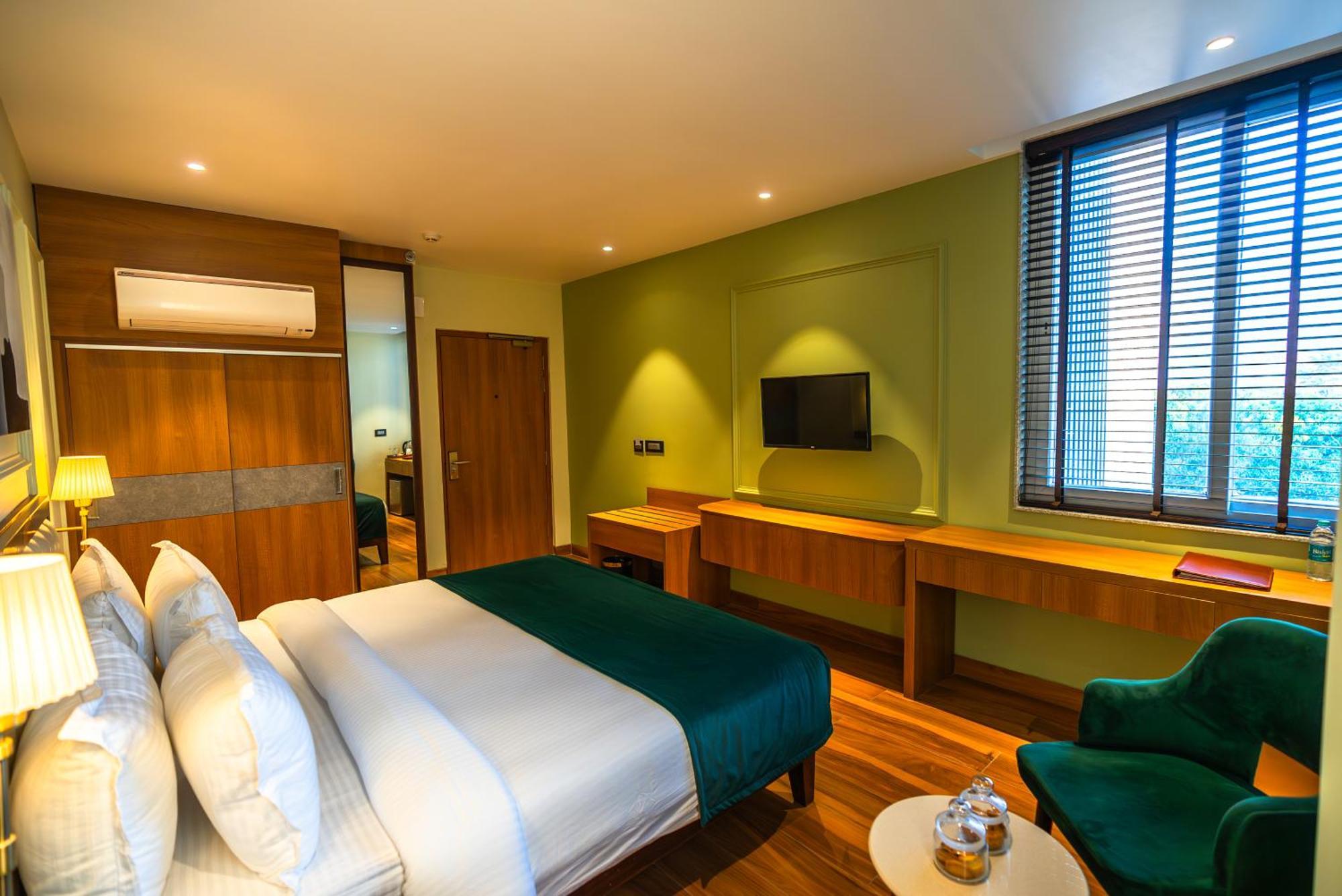 Clarks Inn Express, Rishīkesh Εξωτερικό φωτογραφία